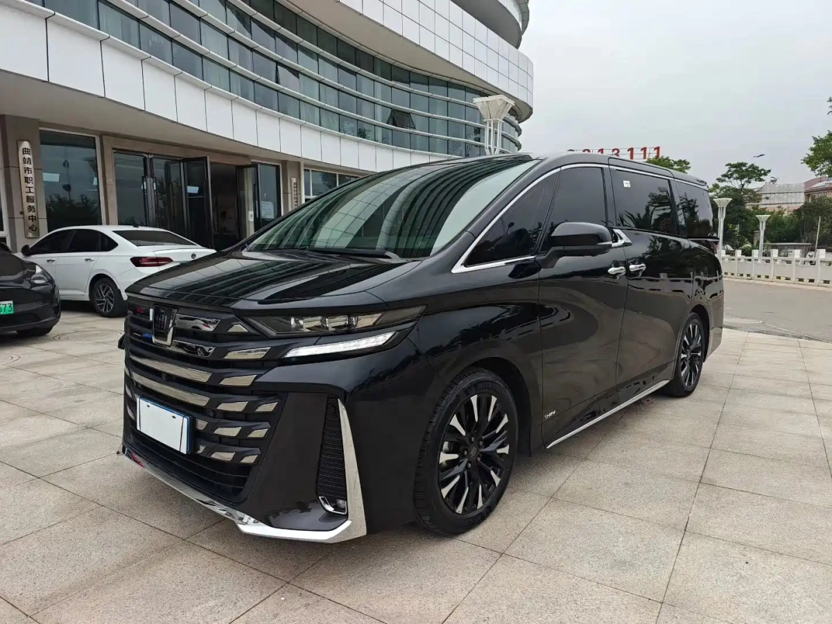 TOYOTA VELLFIRE  2024
