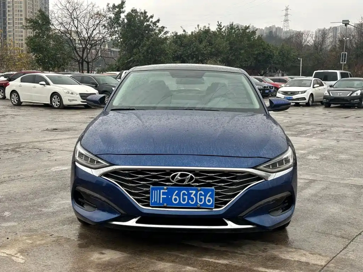 HYUNDAI LAFESTA