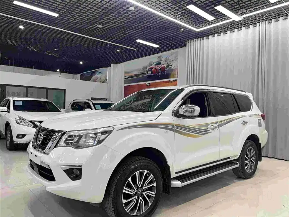 NISSAN TERRA  2022