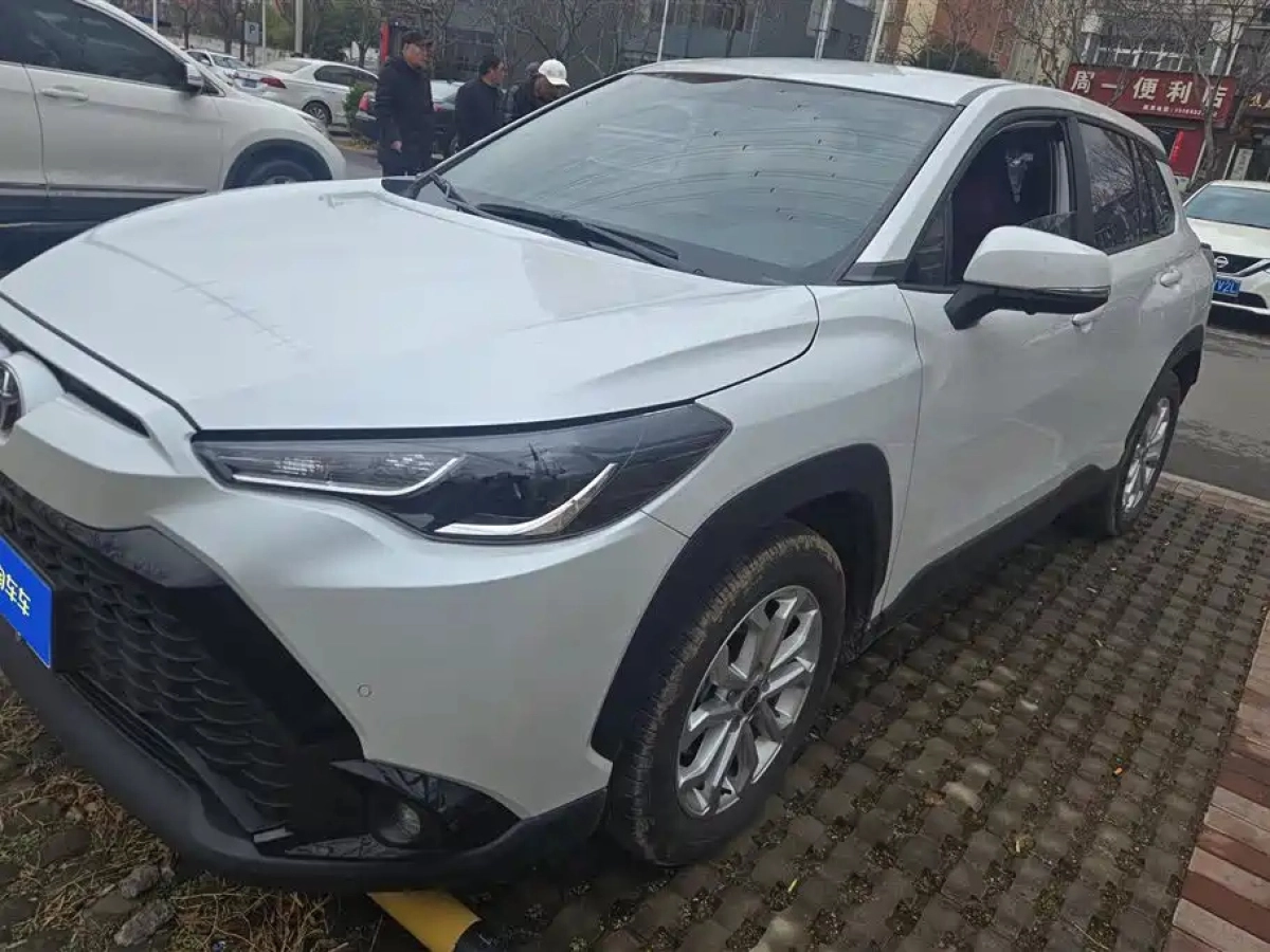 TOYOTA COROLLA CROSS  2024