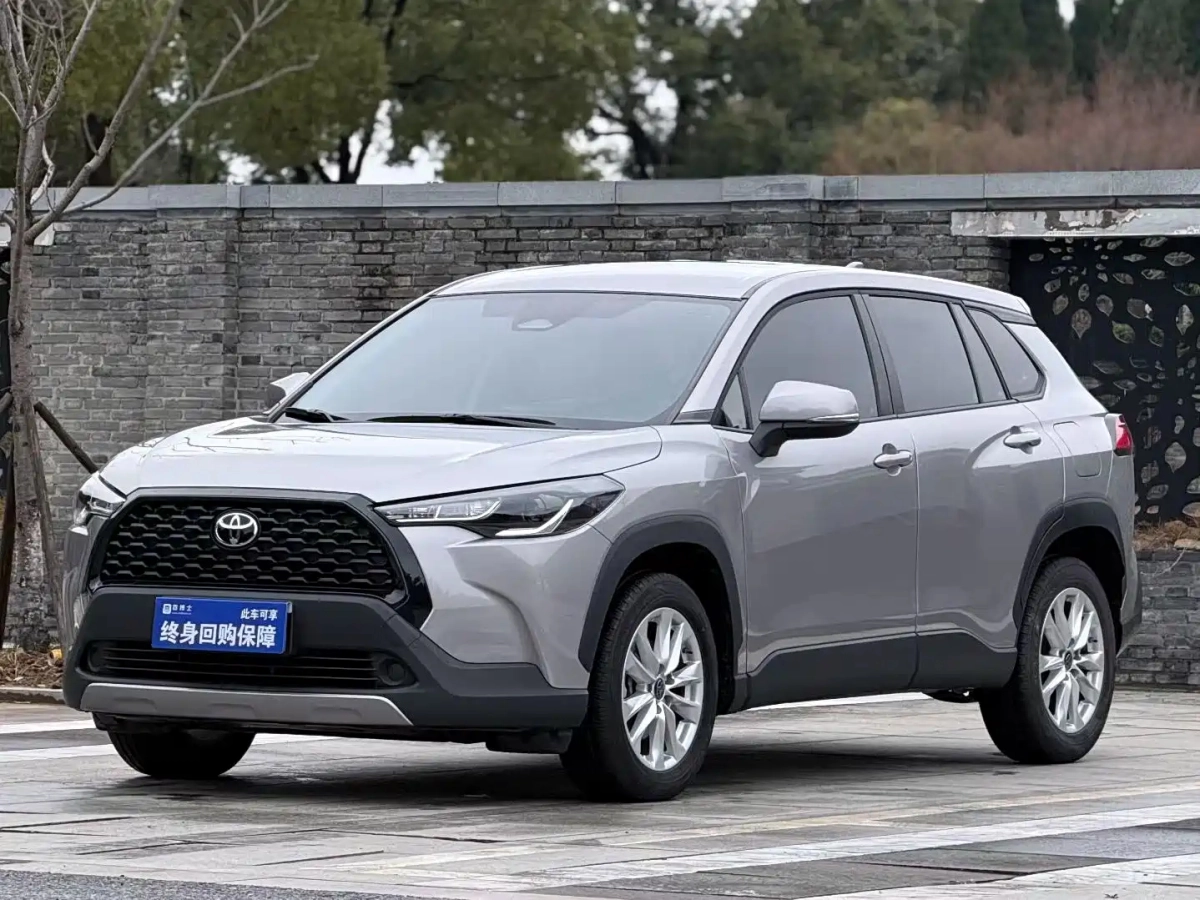 TOYOTA COROLLA CROSS  2023