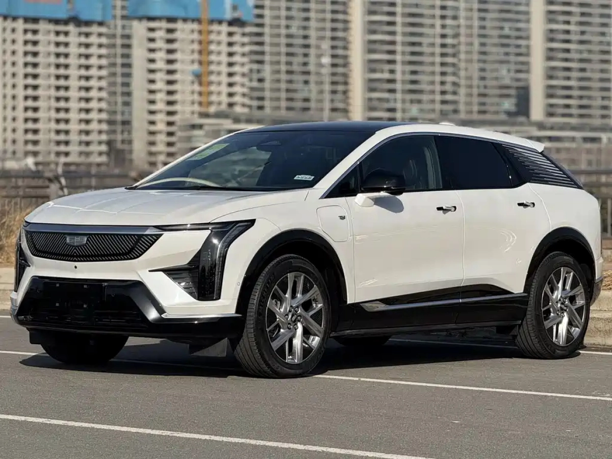 CADILLAC OPTIQ  2026
