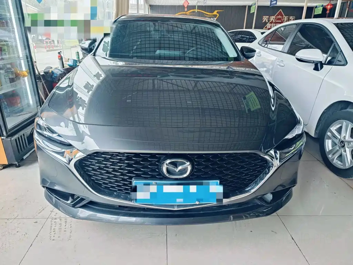 MAZDA 3 AXELA