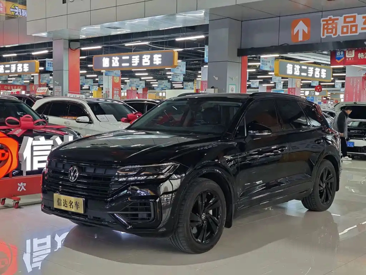 VOLKSWAGEN TOUAREG  2022