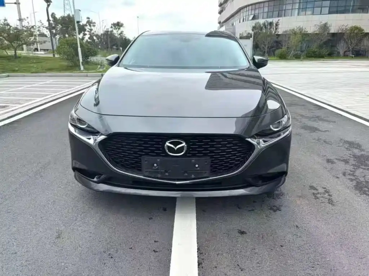 MAZDA 3 AXELA