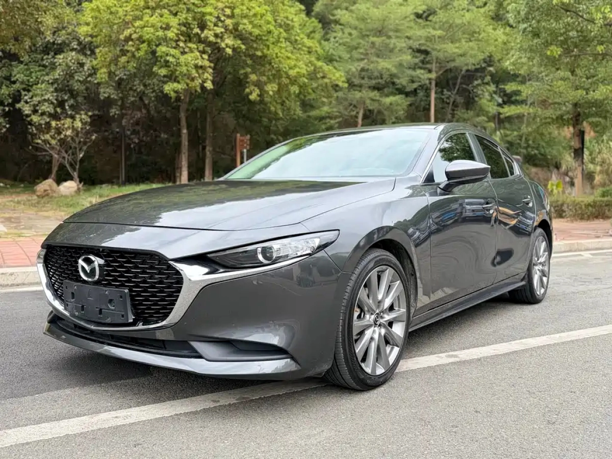 MAZDA 3 AXELA