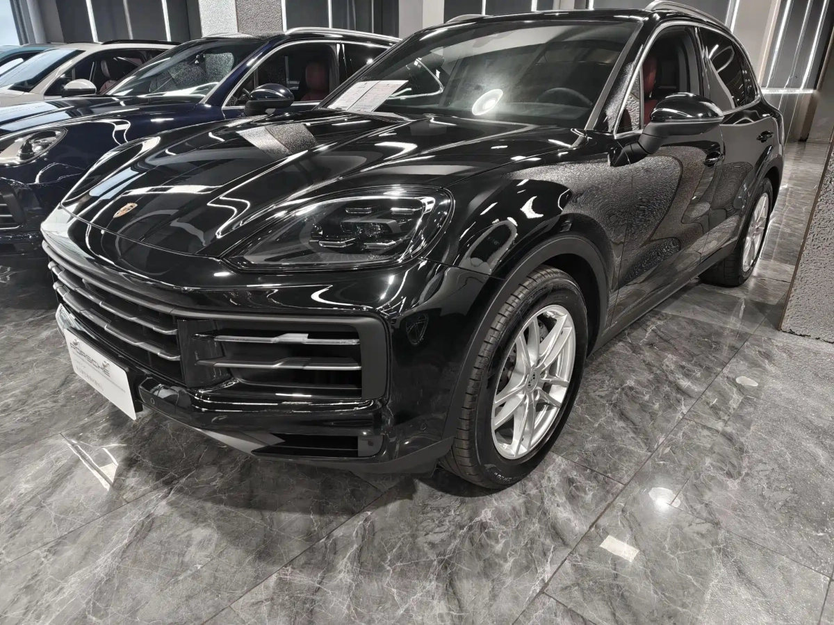 PORSCHE CAYENNE