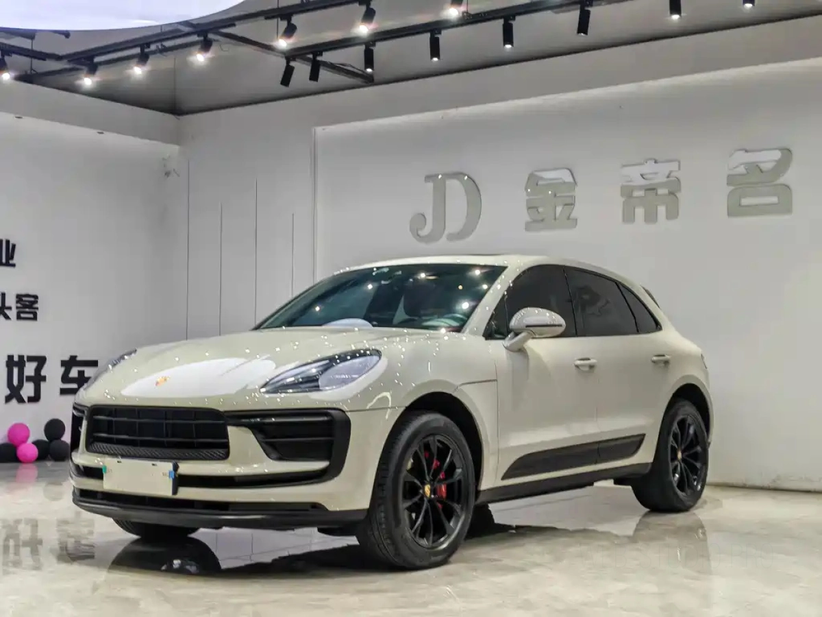PORSCHE MACAN  2023