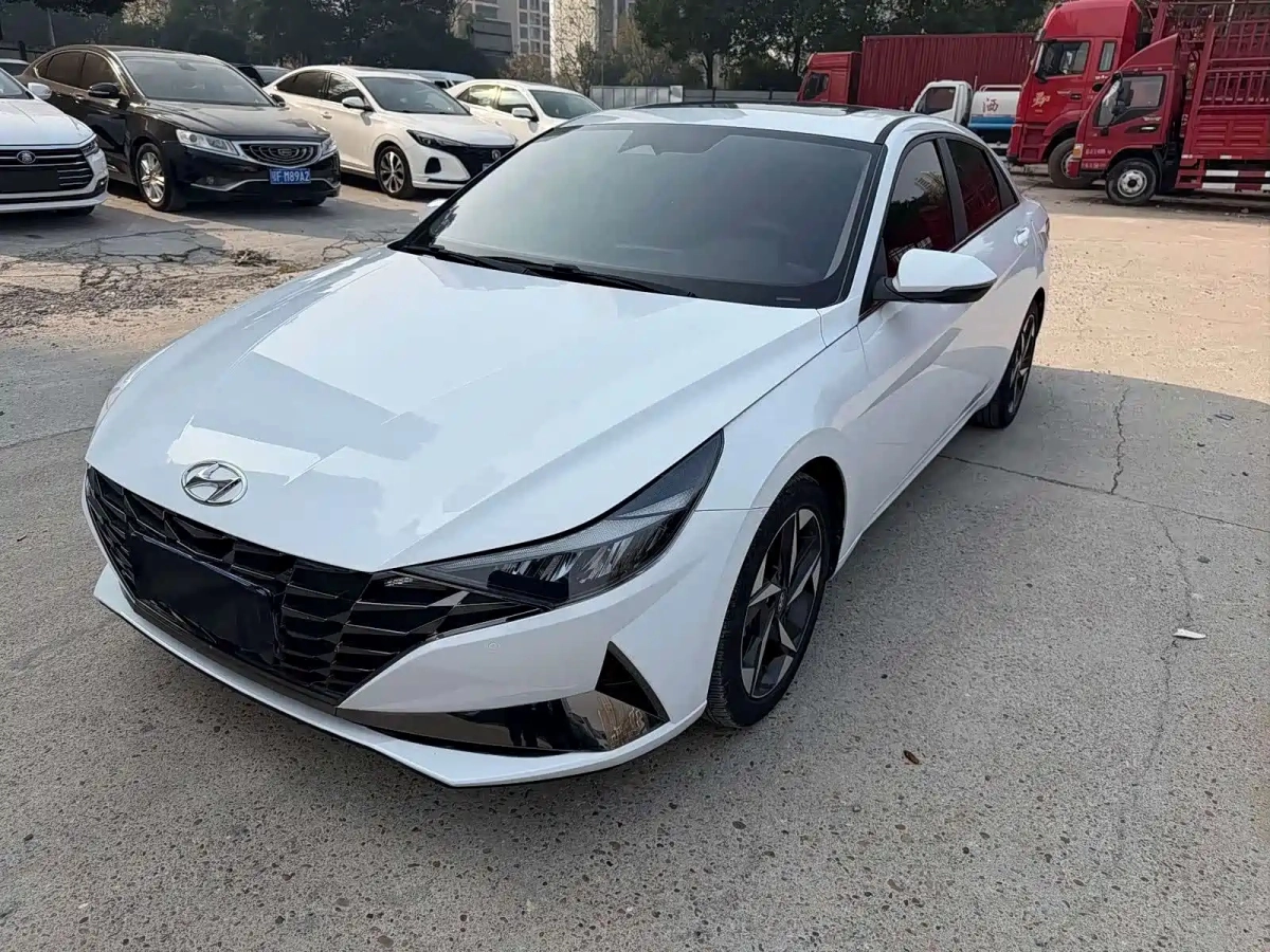 HYUNDAI ELANTRA  2021