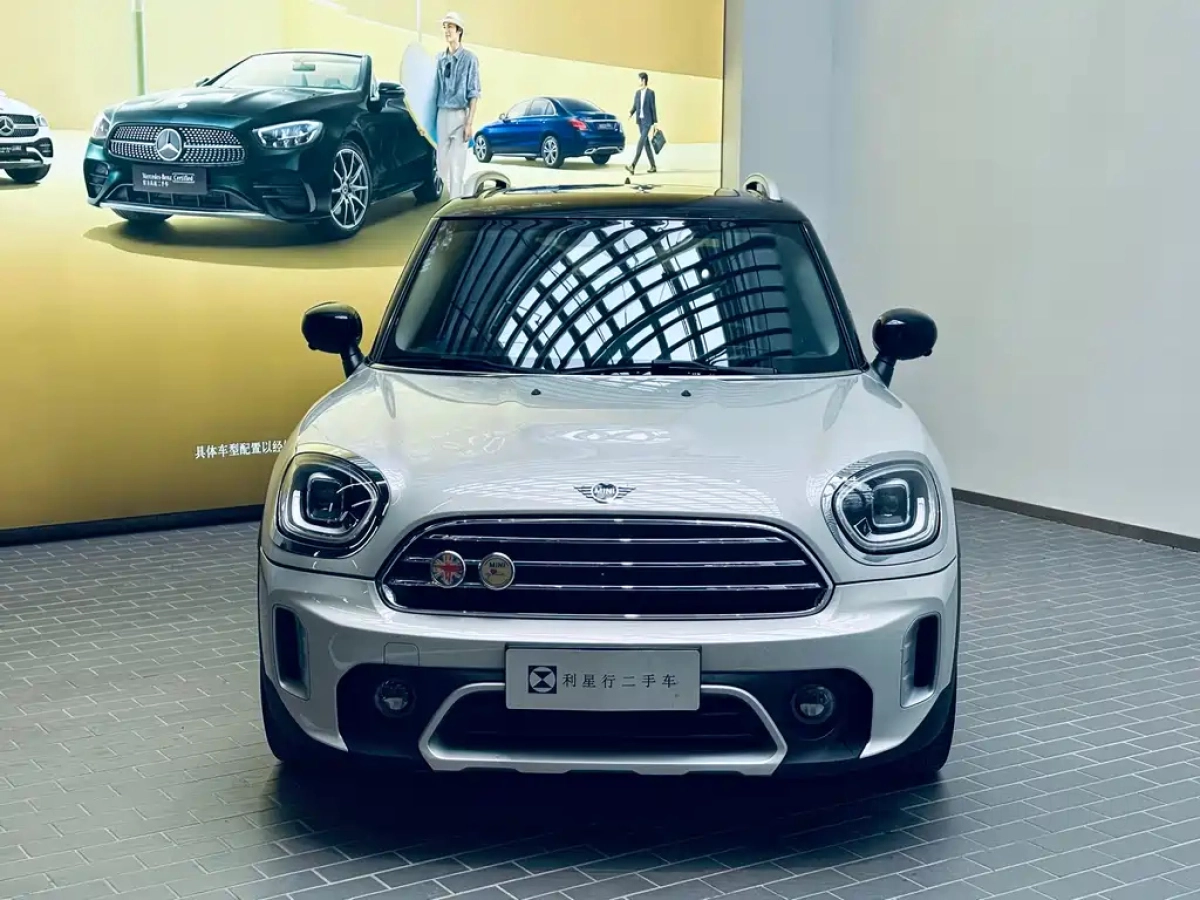 MINI COUNTRYMAN