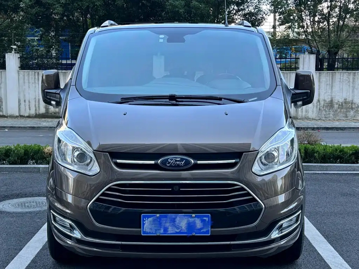 FORD TOURNEO