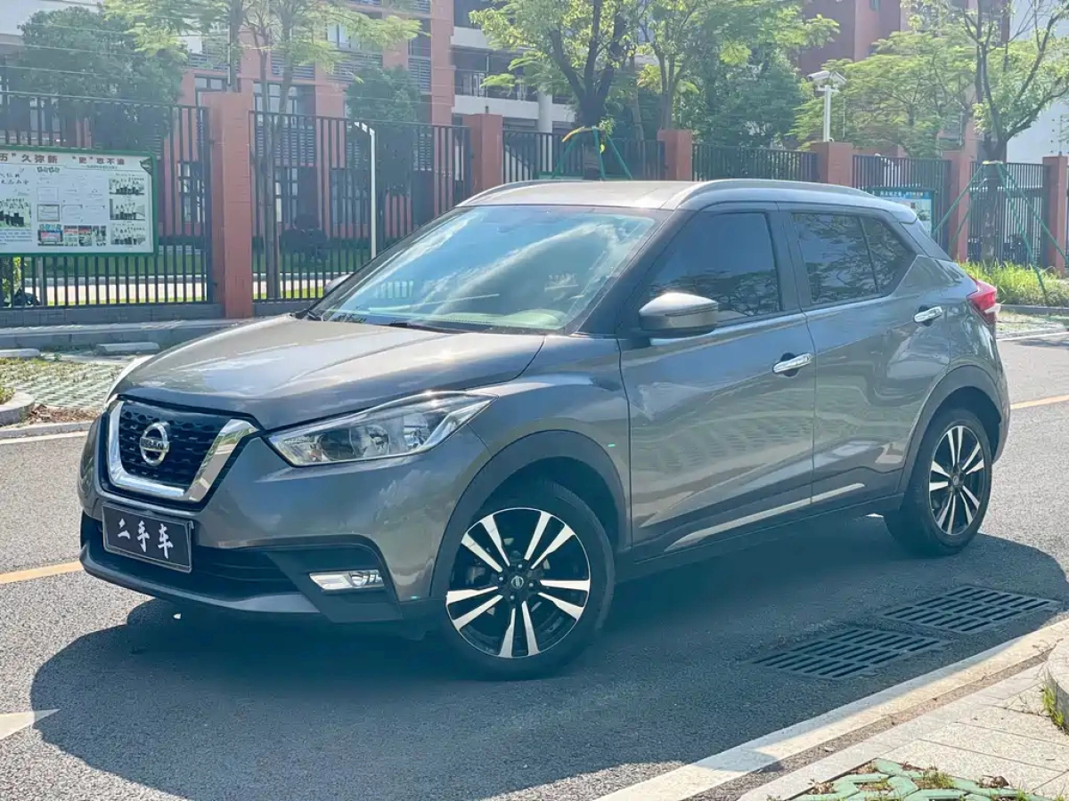 NISSAN KICKS  2019