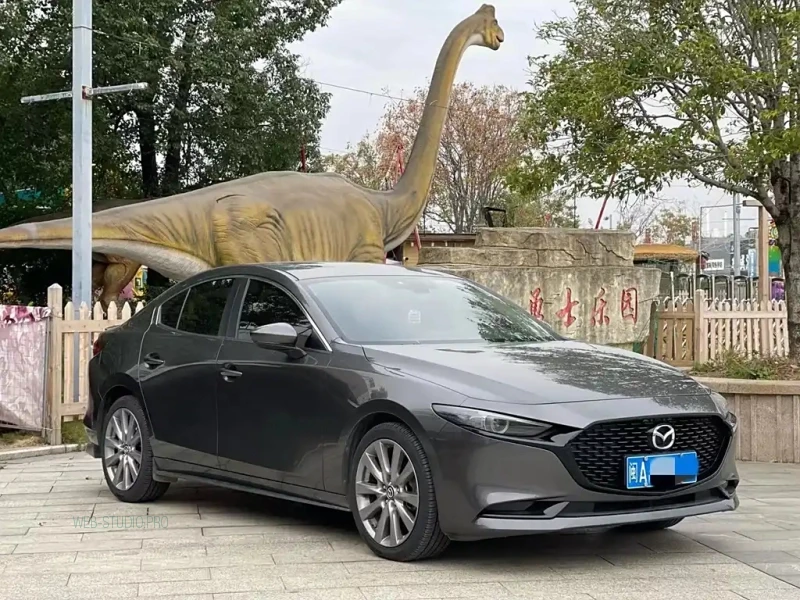MAZDA 3 AXELA