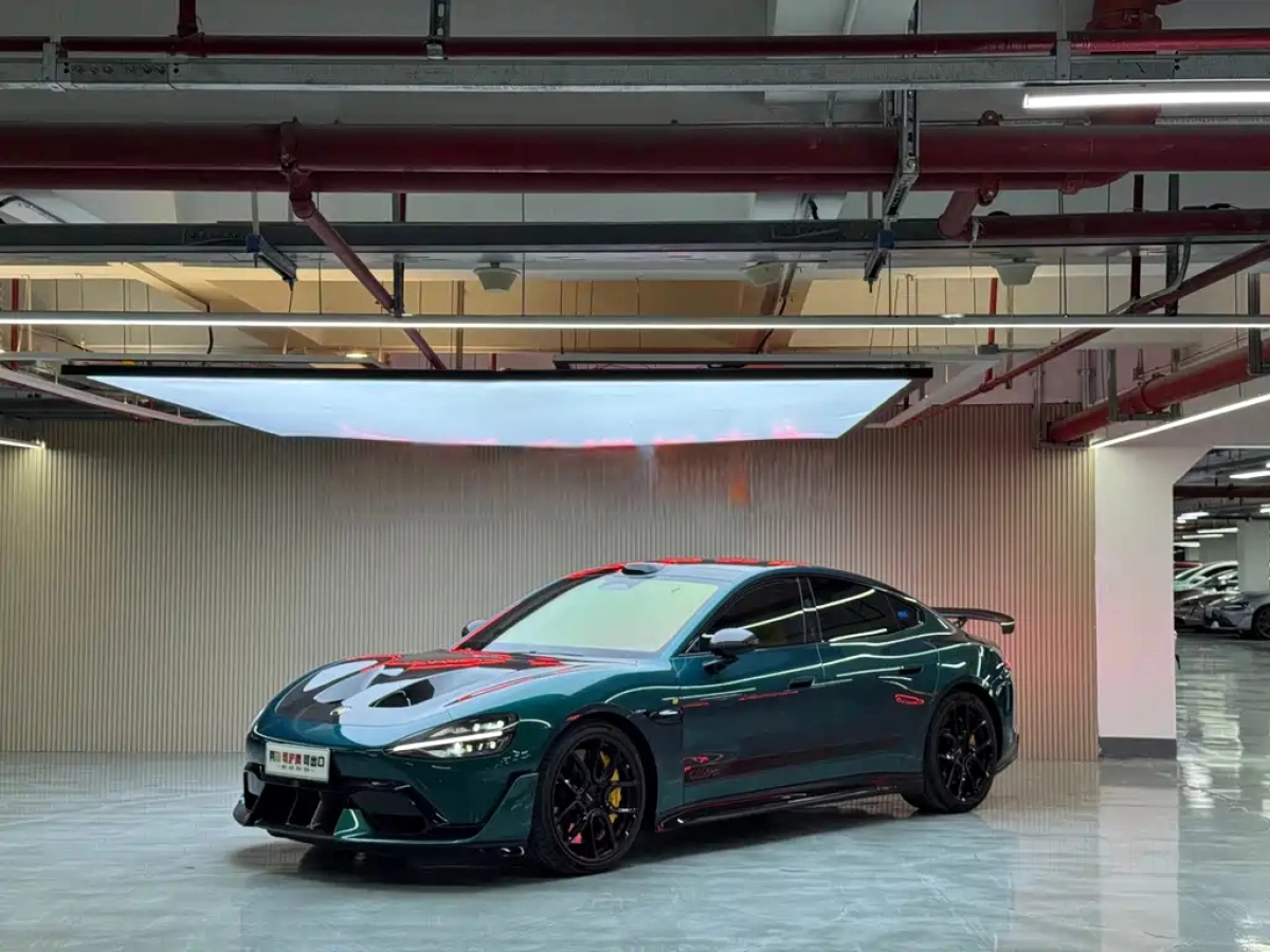 XIAOMI AUTO SU7 ULTRA  2025