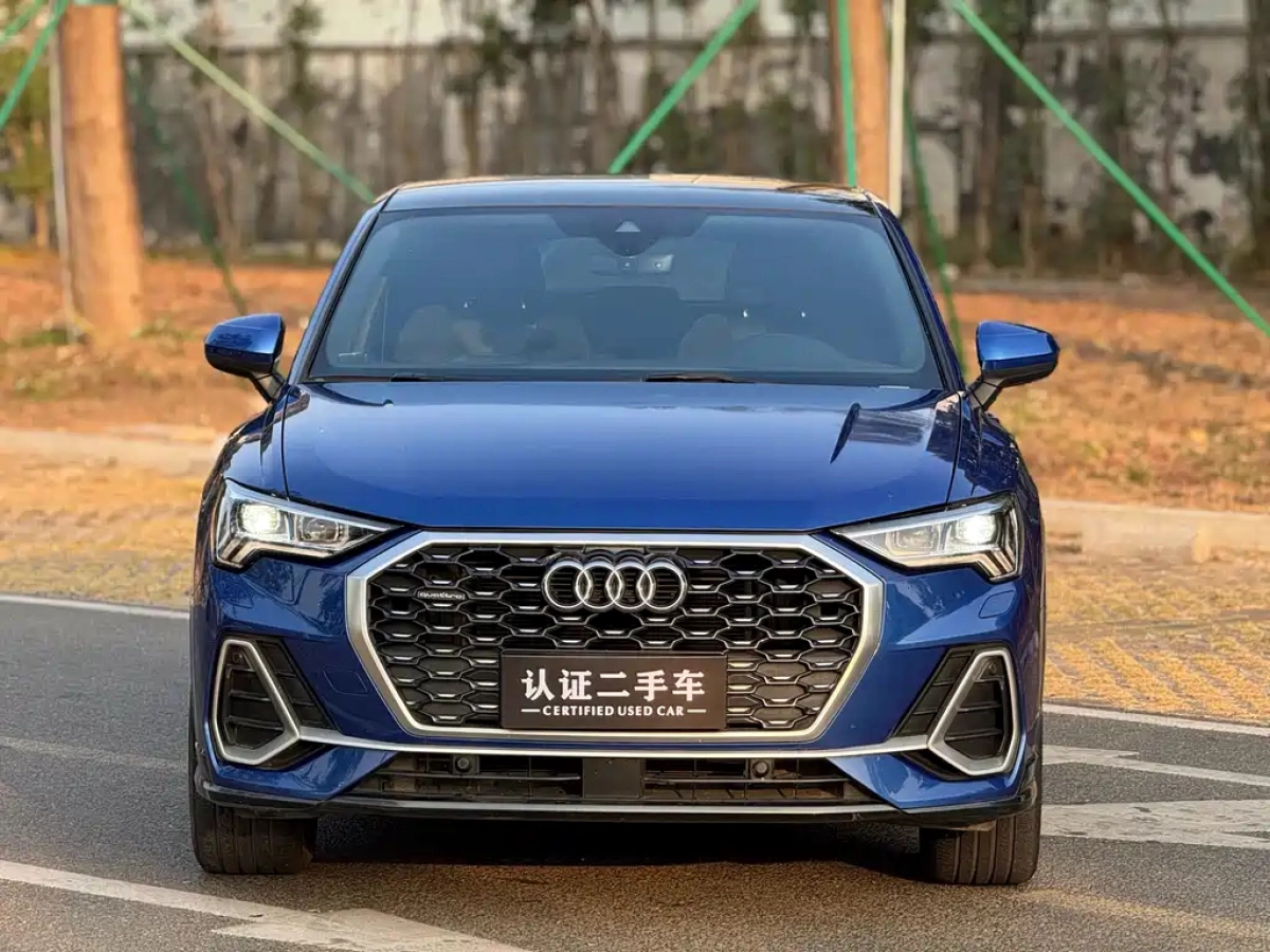 AUDI Q3 SPORTBACK