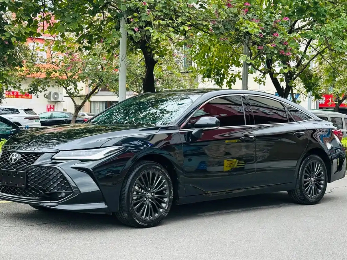 TOYOTA AVALON  2024