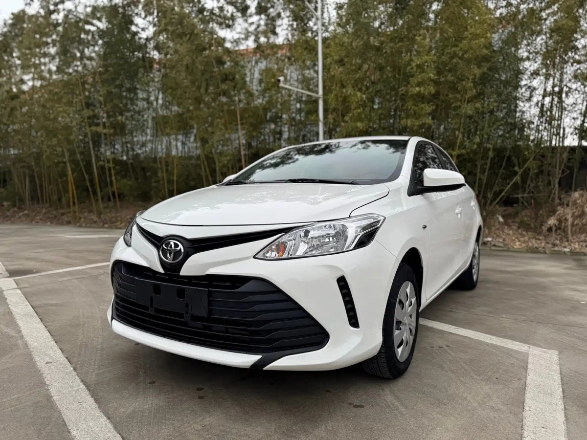 TOYOTA VIOS