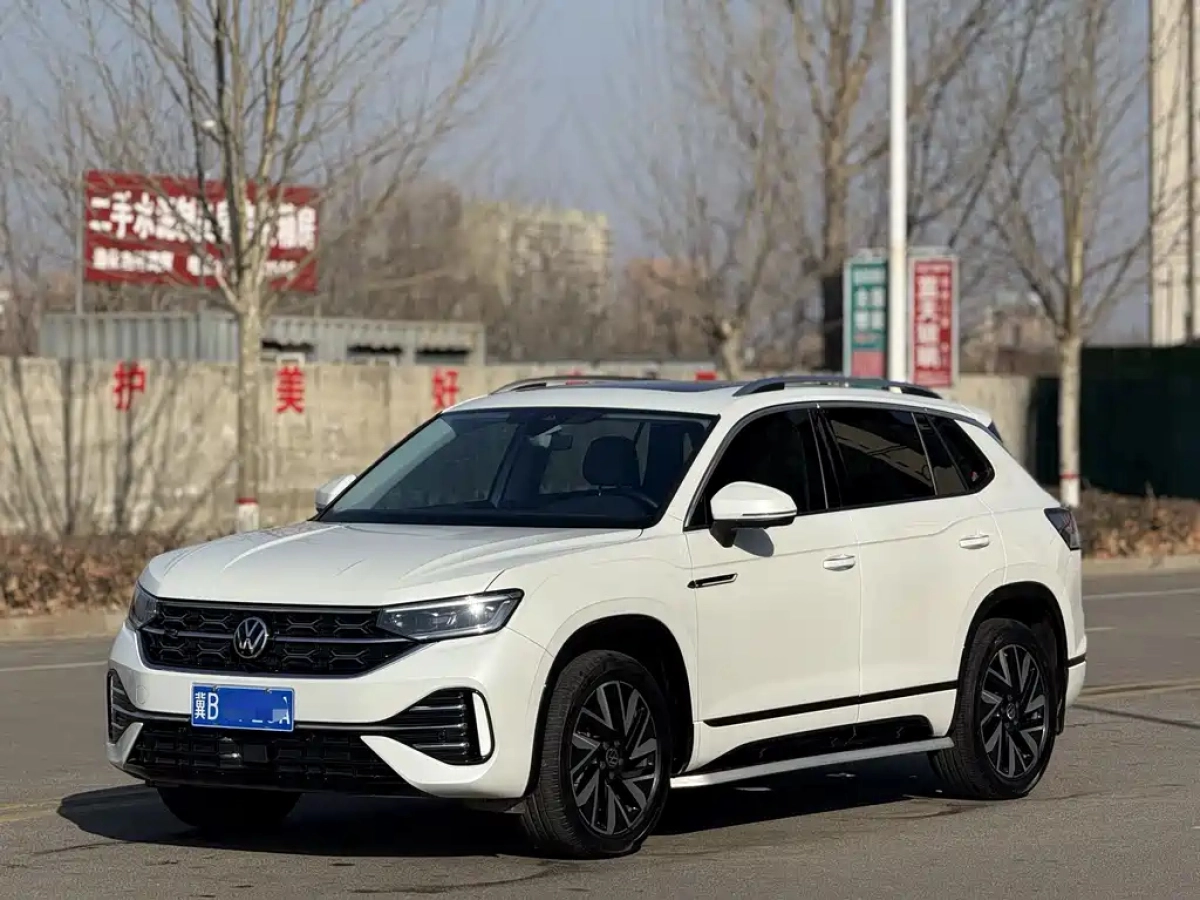 VOLKSWAGEN TAYRON  2024