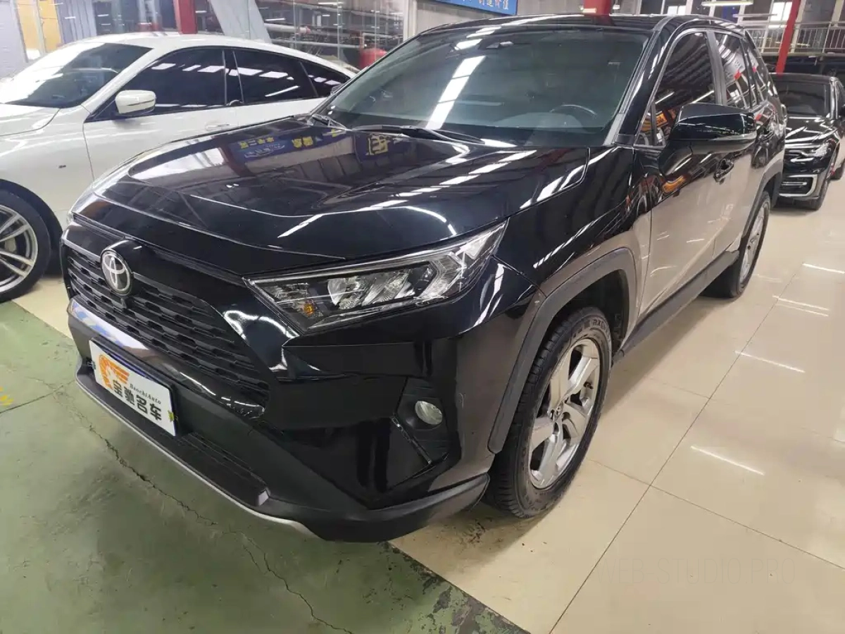 TOYOTA RAV4  2021