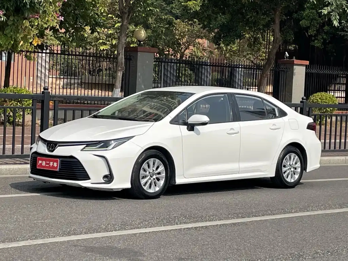 TOYOTA COROLLA  2023