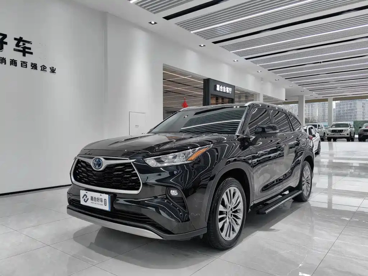 TOYOTA HIGHLANDER  2023