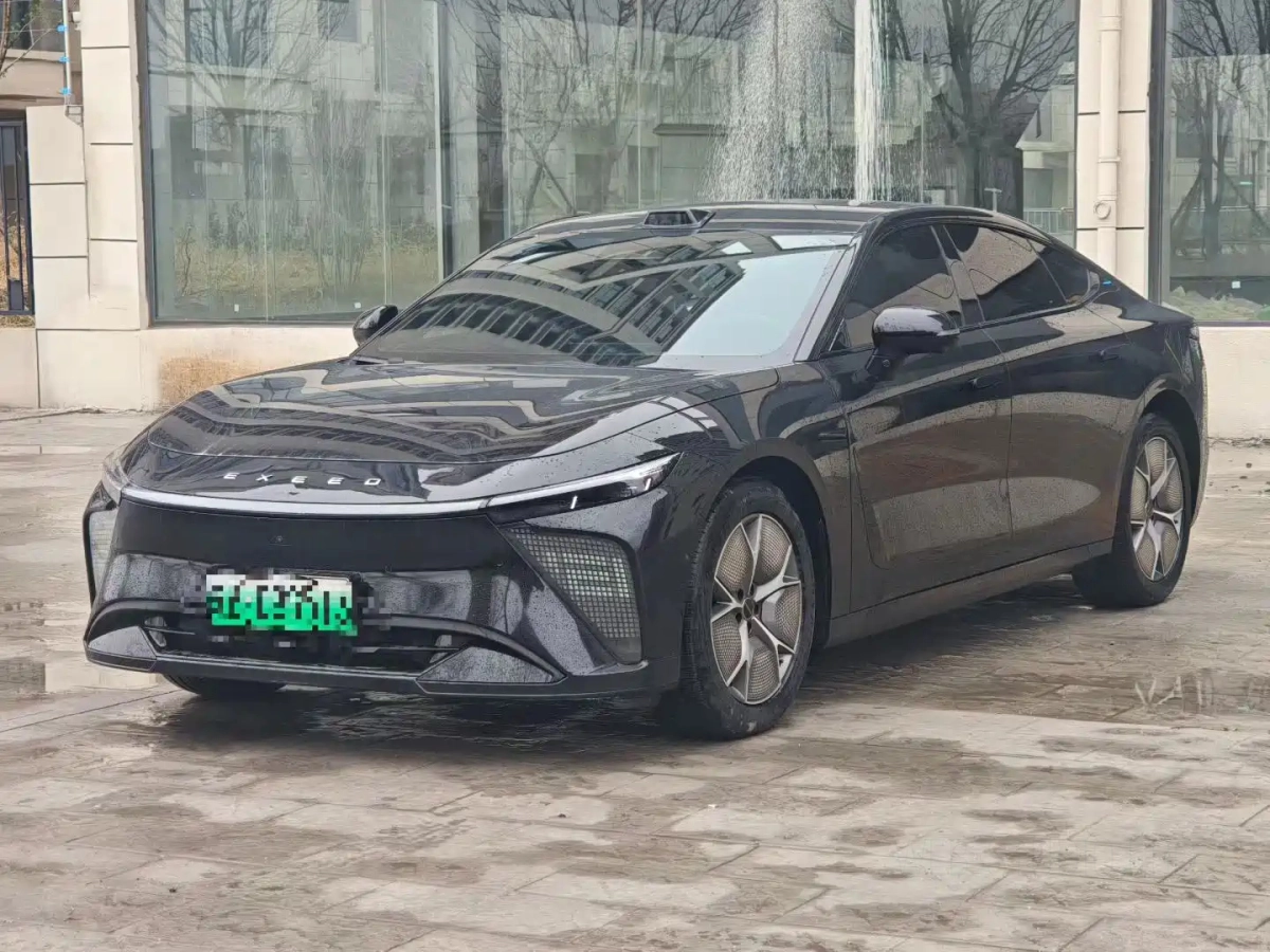 EXEED EXLANTIX ES  2024