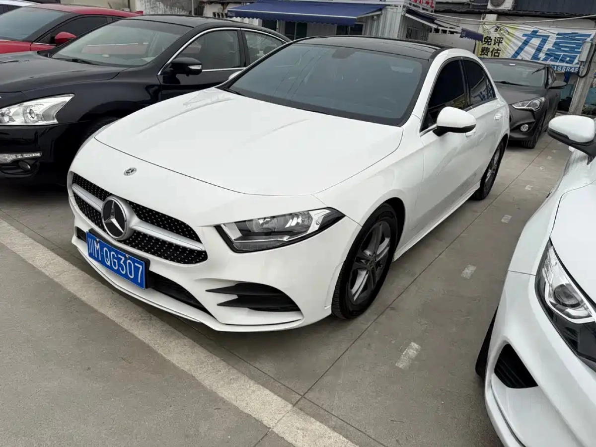 MERCEDES-BENZ A-CLASS  2022