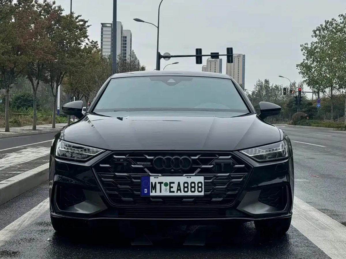 AUDI A7L