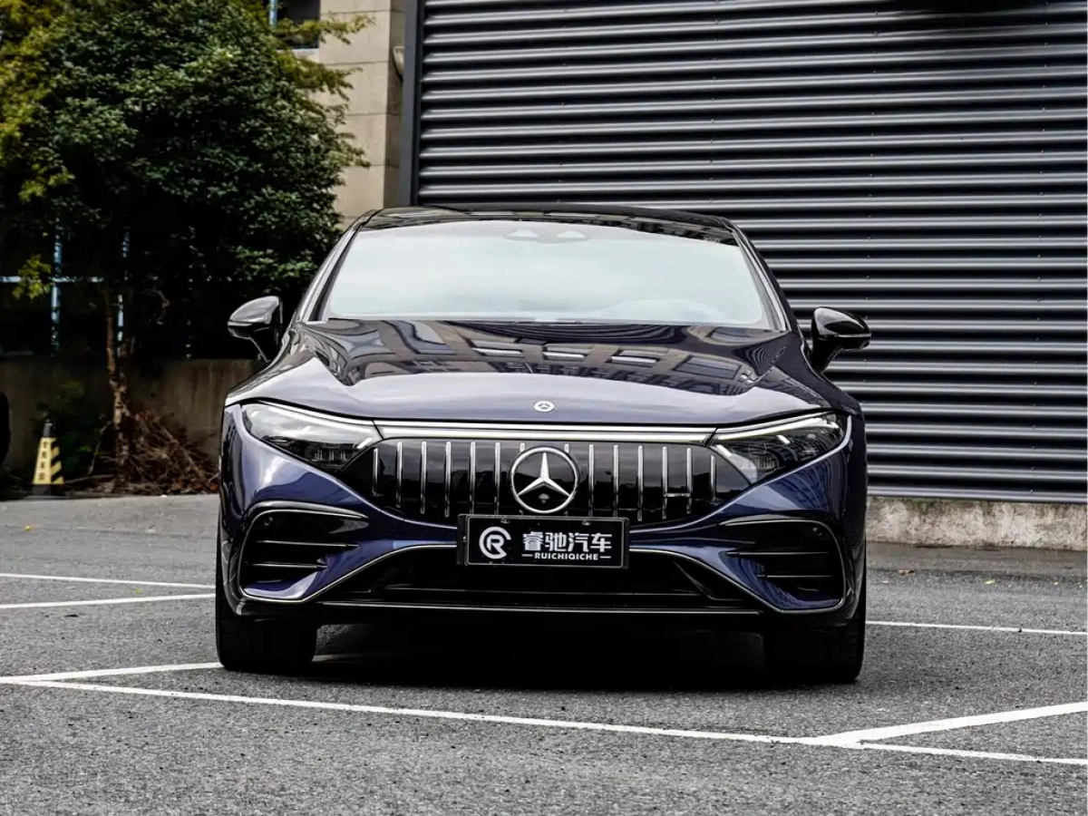 MERCEDES-BENZ EQS AMG