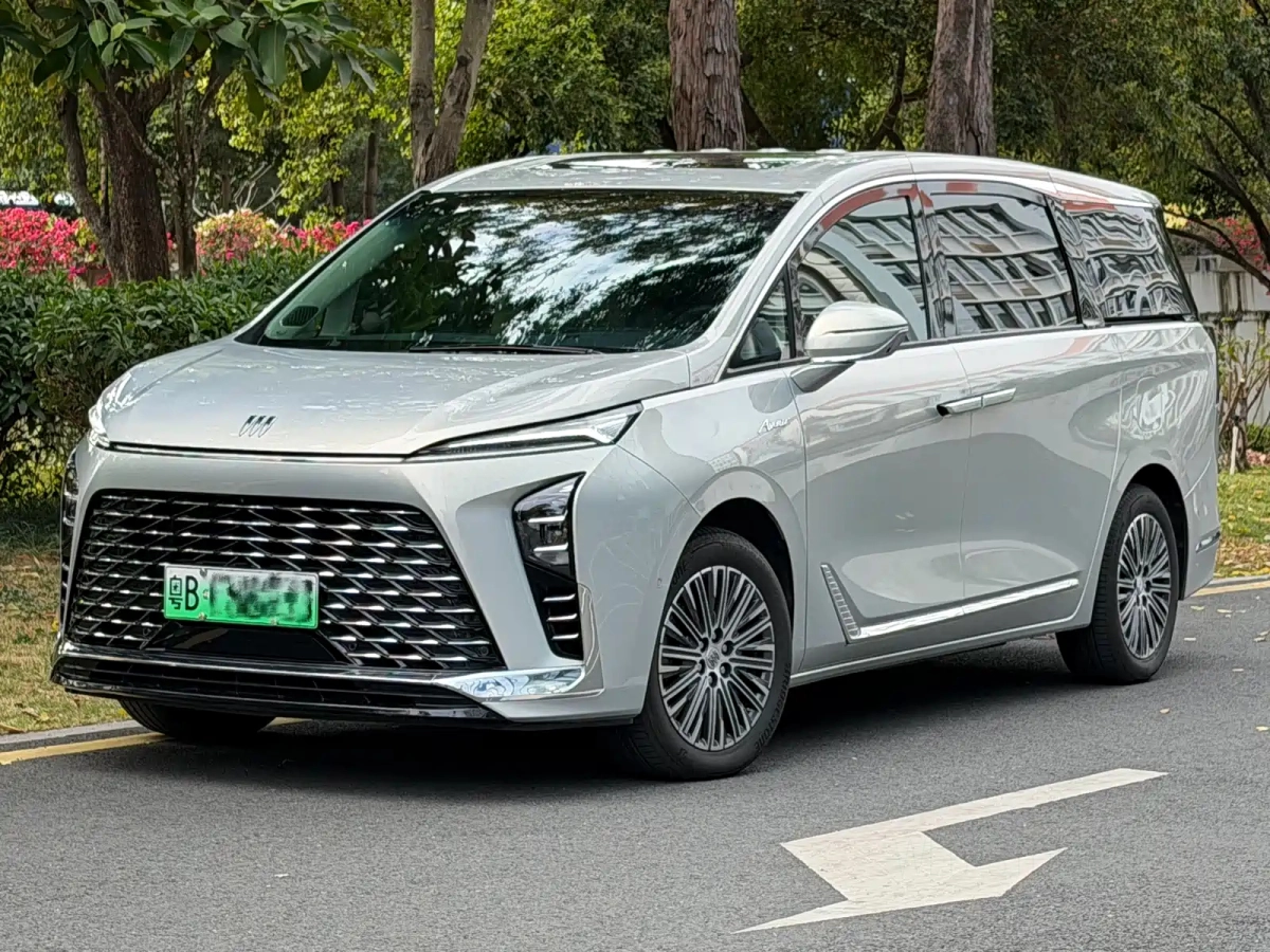 BUICK GL8 NEW ENERGY  2025