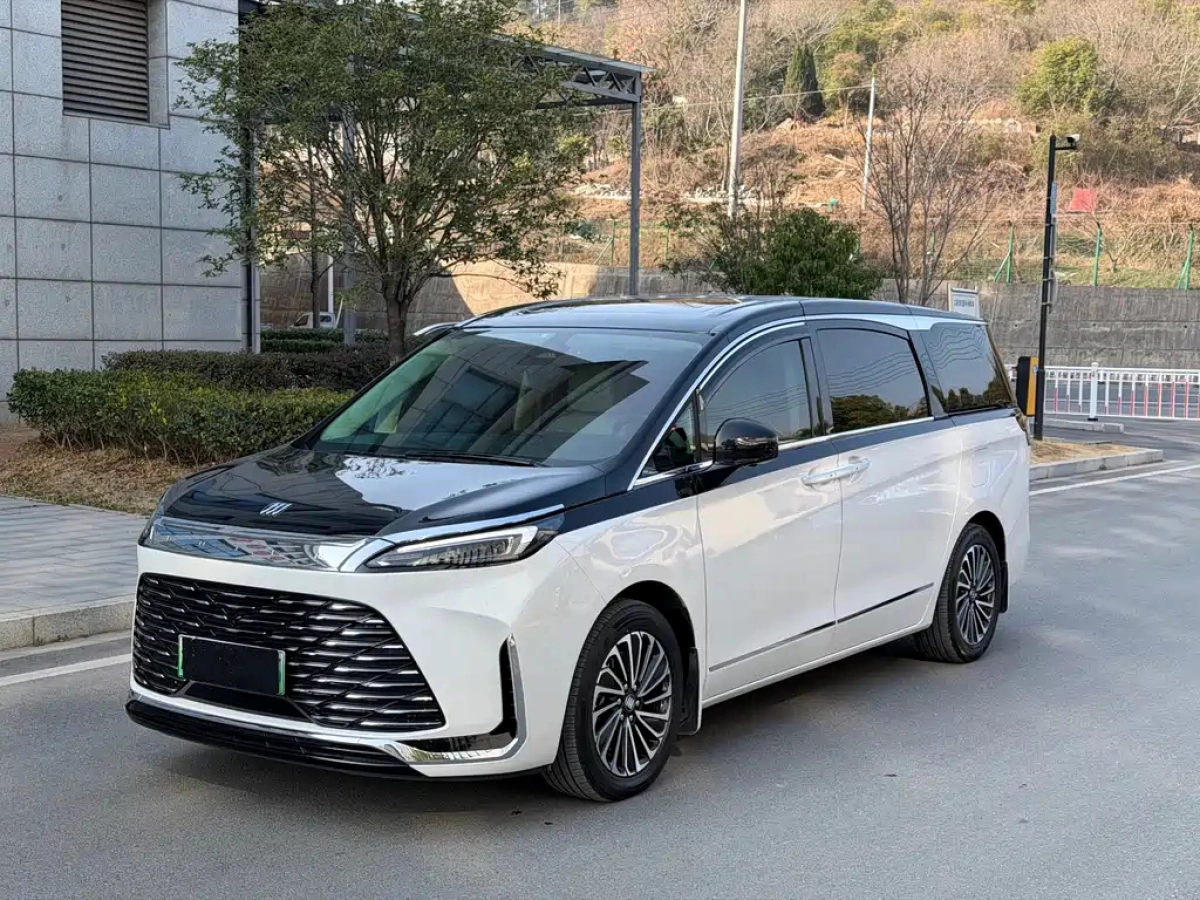 BUICK GL8 NEW ENERGY  2025