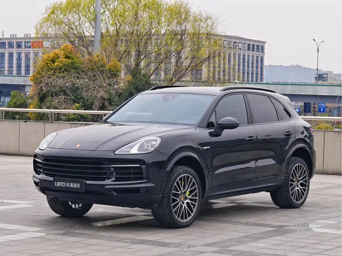 PORSCHE CAYENNE NEW ENERGY  2023