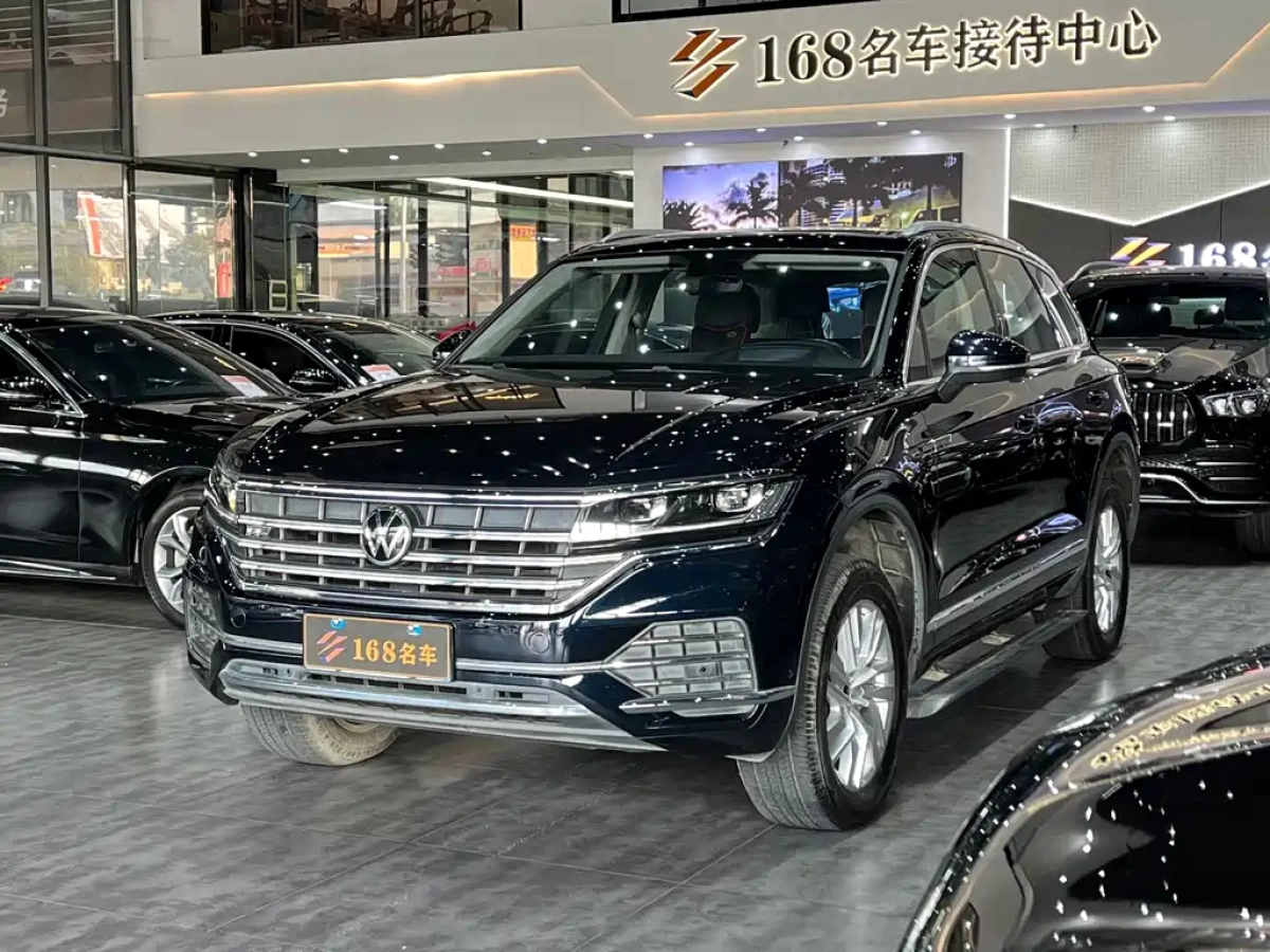 VOLKSWAGEN TOUAREG  2021