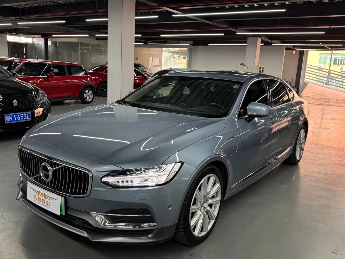 VOLVO S90 NEW ENERGY  2019