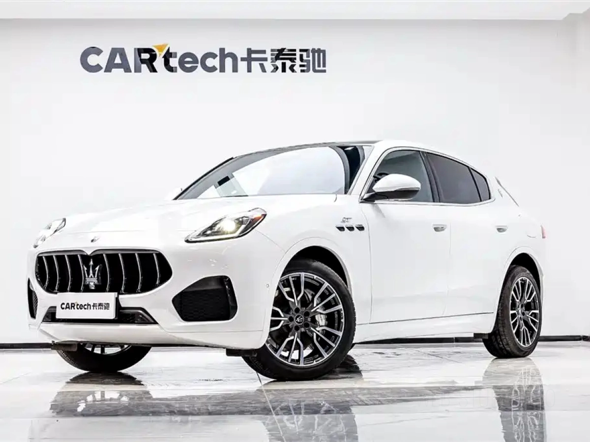 MASERATI GRECALE  2023