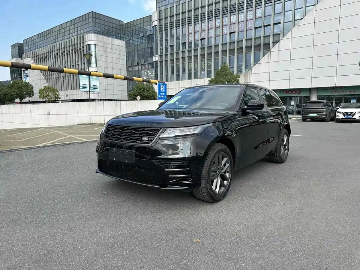 LAND ROVER RANGE ROVER VELAR  2026
