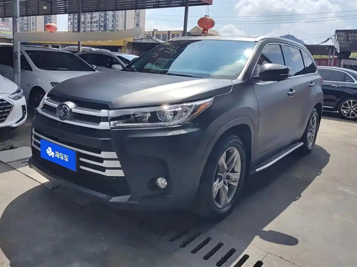 TOYOTA HIGHLANDER