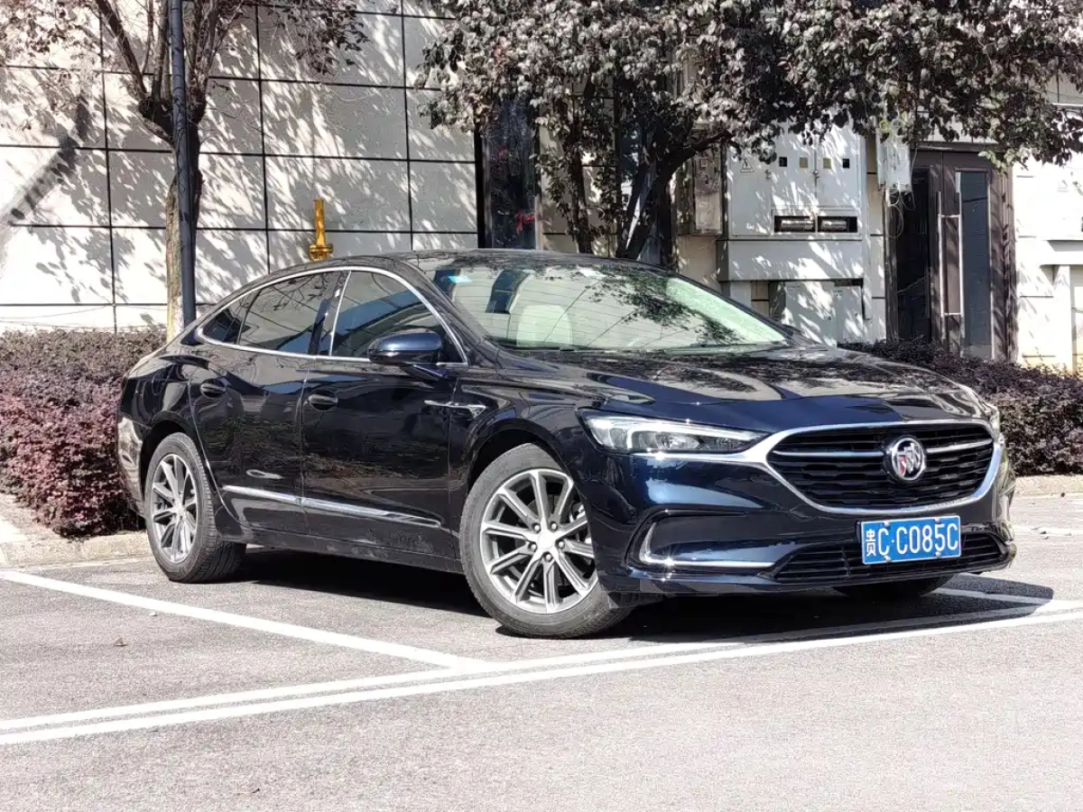 BUICK LACROSSE  2020