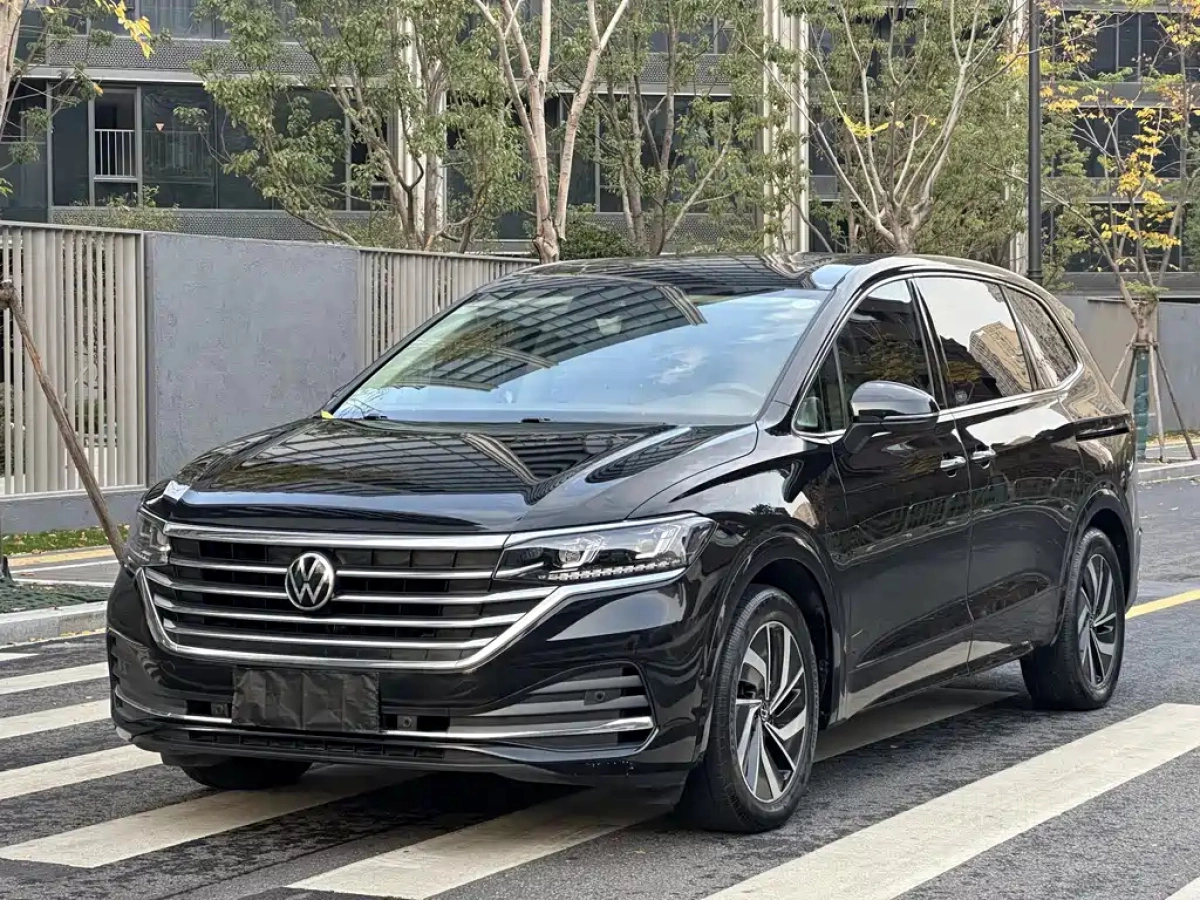 VOLKSWAGEN VILORAN  2023