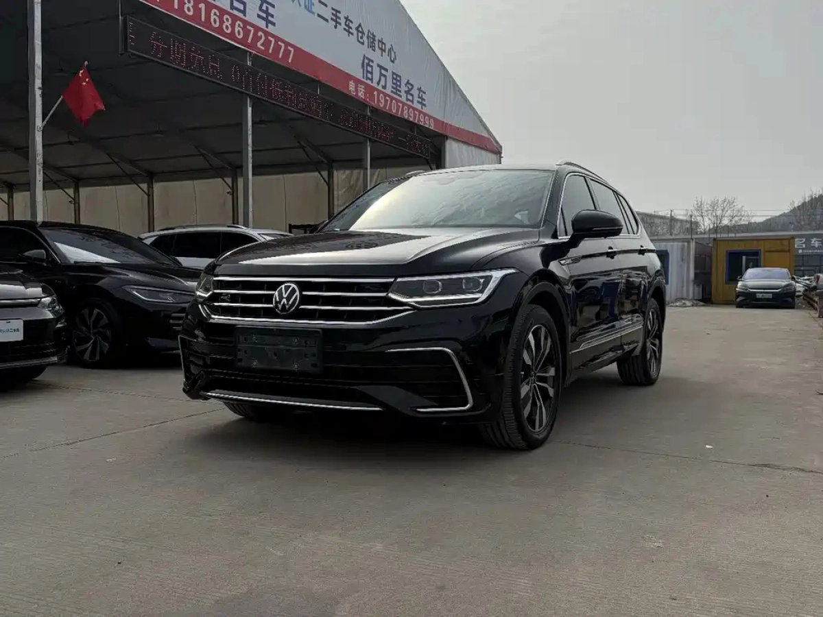 VOLKSWAGEN TIGUAN L  2023