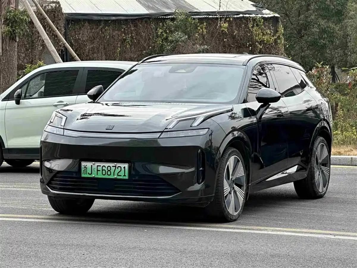 LYNK CO 08 NEW ENERGY  2023