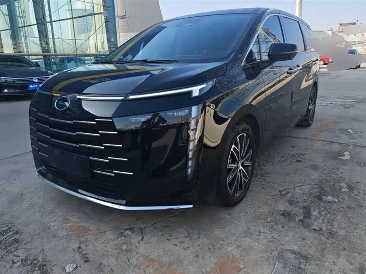 GAC TRUMPCHI TRUMPCHI E8  2025