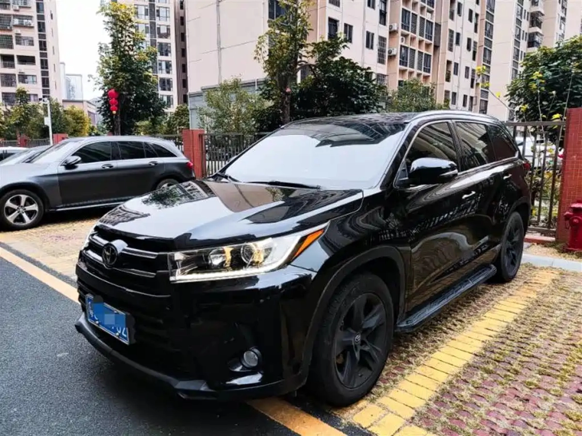TOYOTA HIGHLANDER  2020