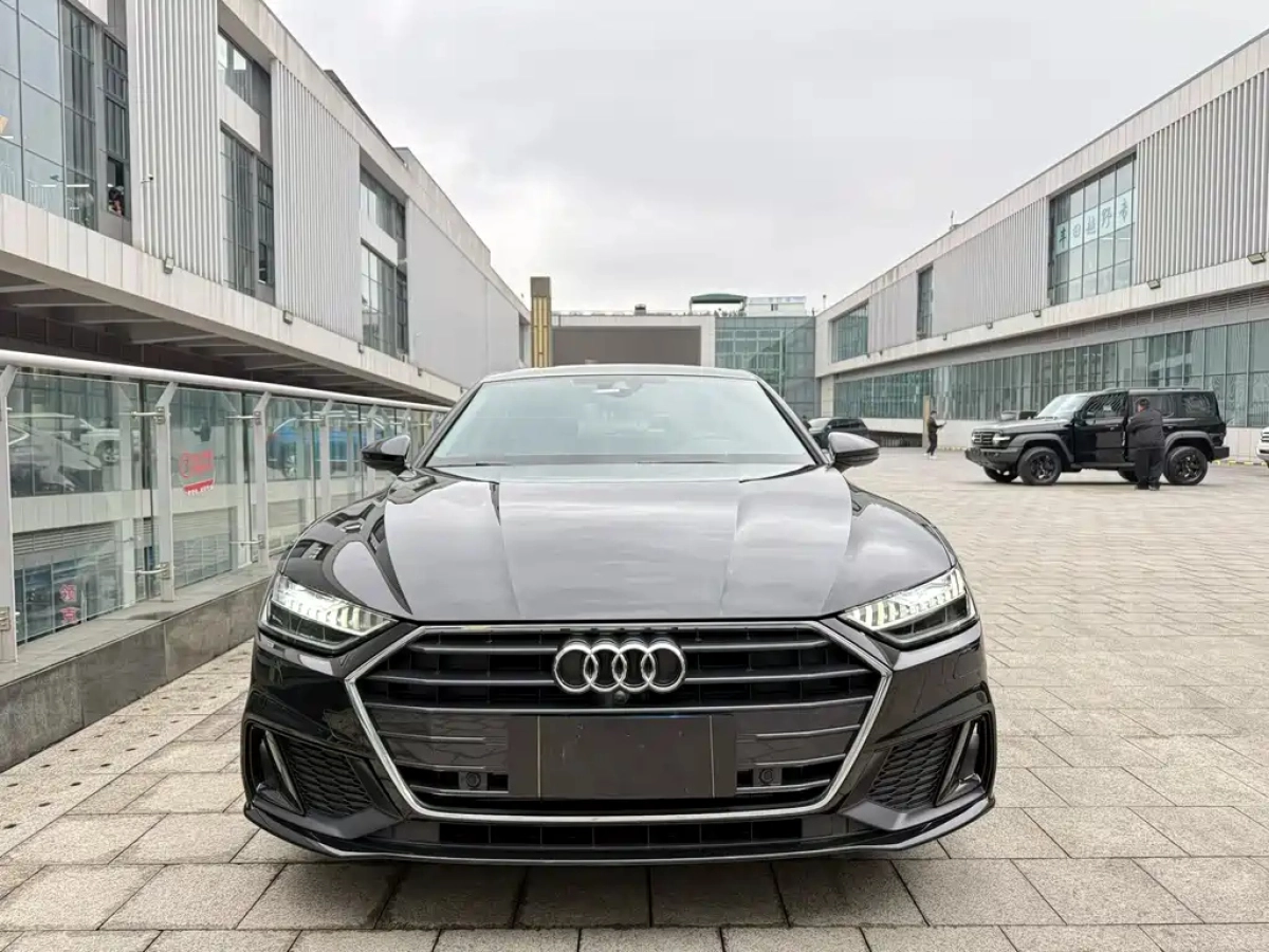 AUDI A7