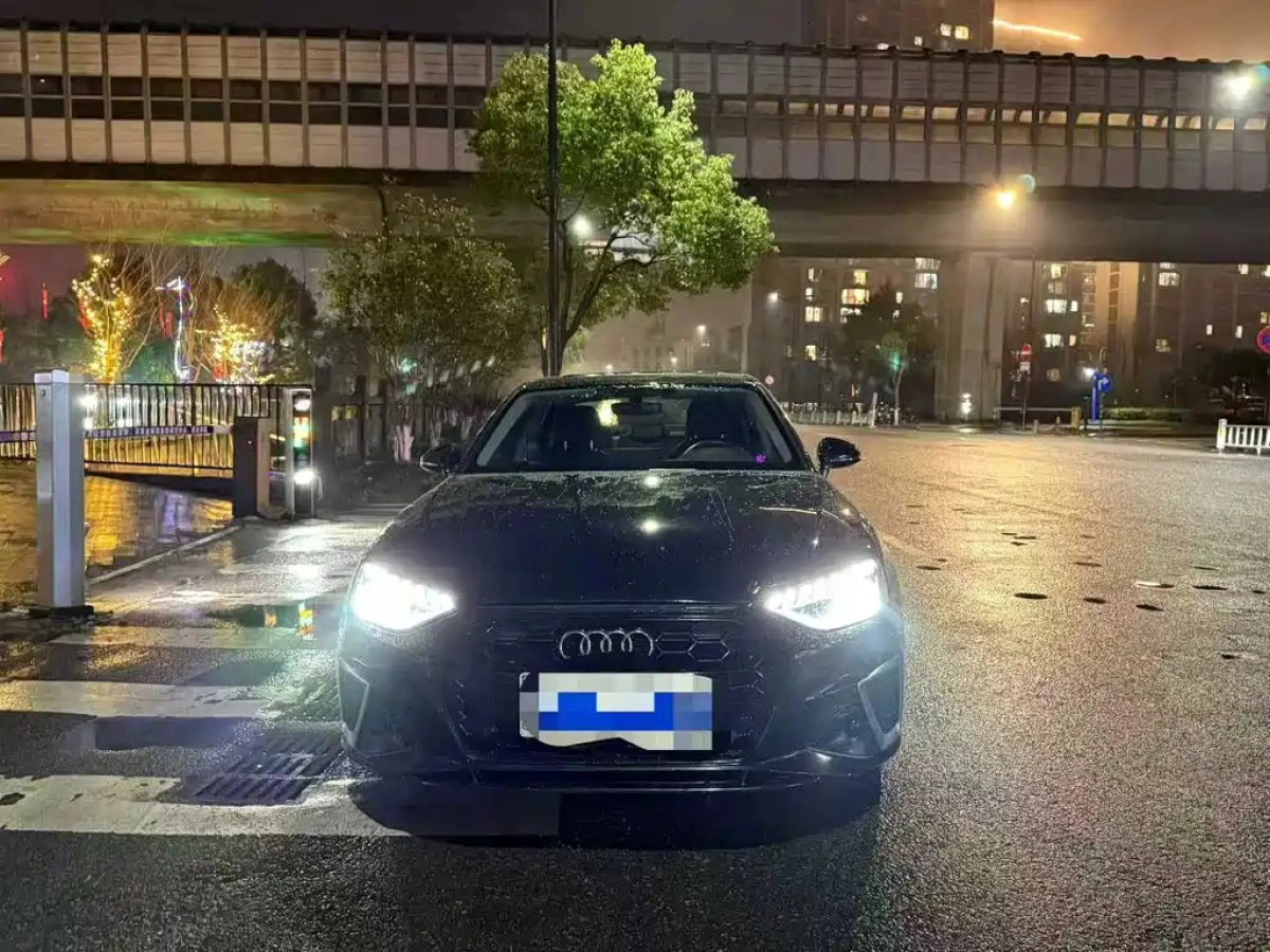 AUDI A4L  2022
