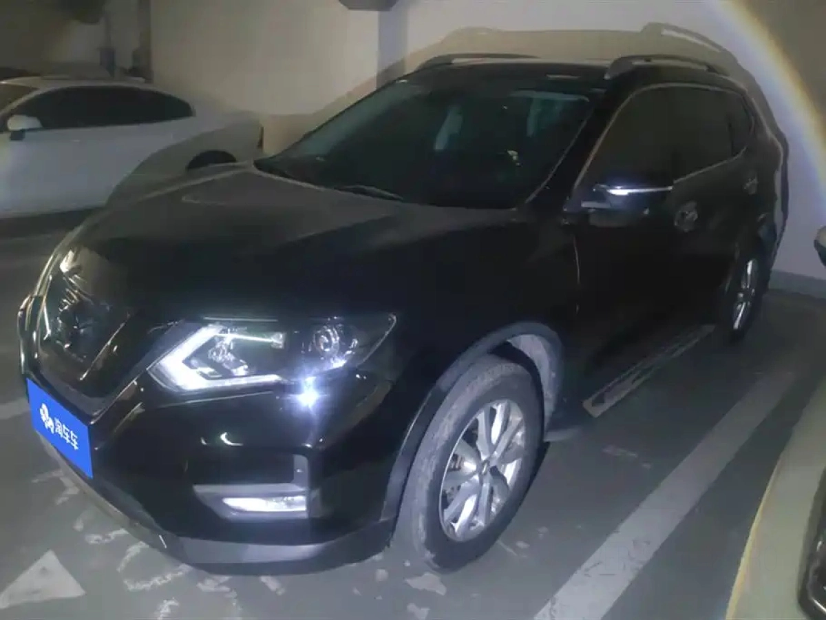 NISSAN X-TRAIL  2019