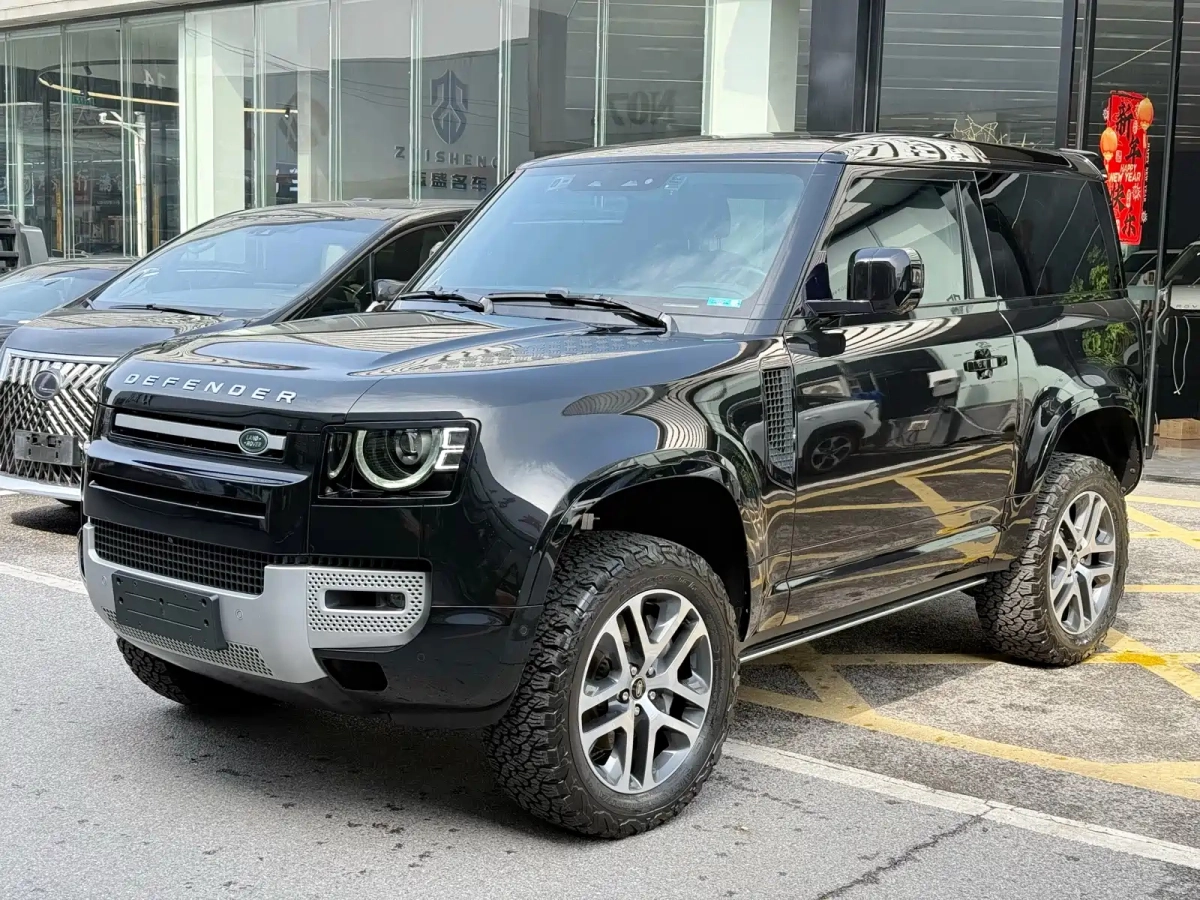 LAND ROVER DEFENDER  2022