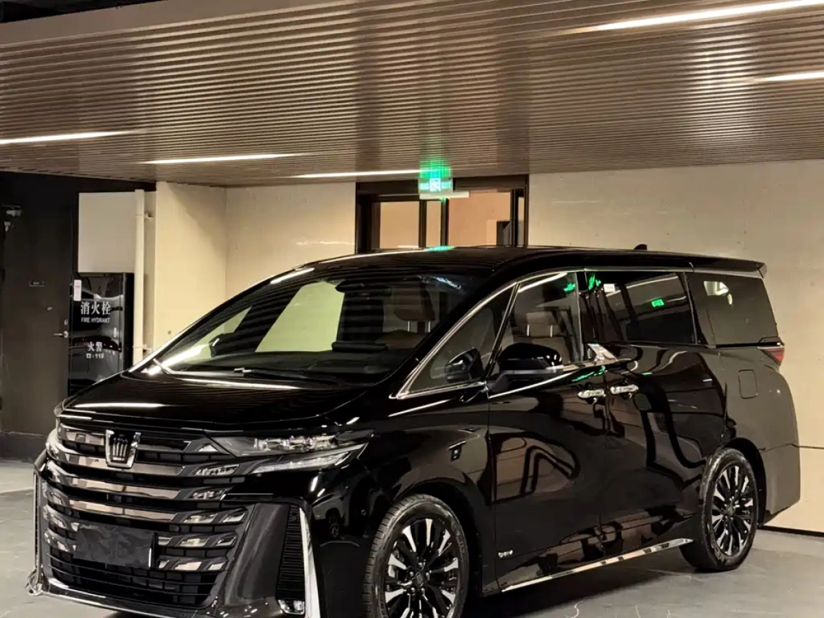 TOYOTA VELLFIRE  2026