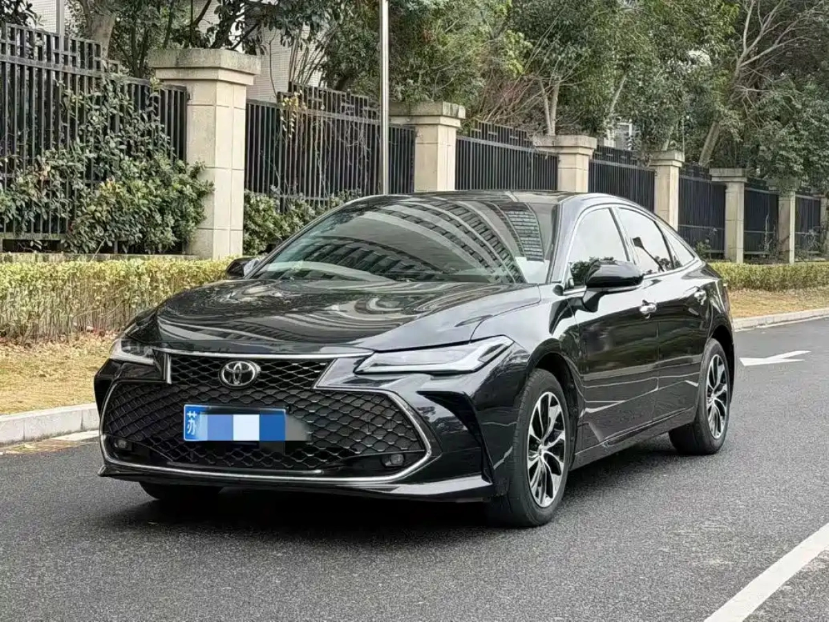 TOYOTA AVALON  2024