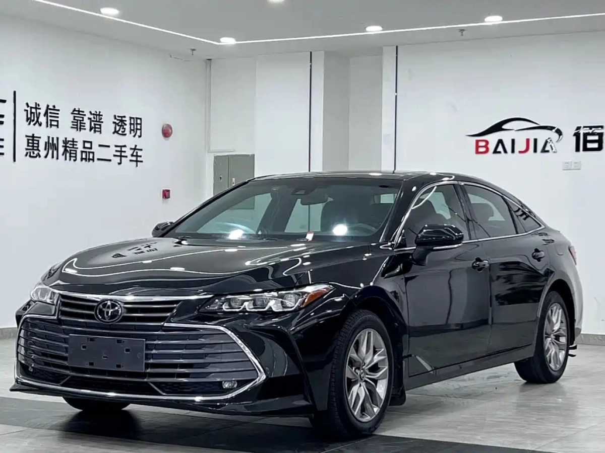 TOYOTA AVALON  2020
